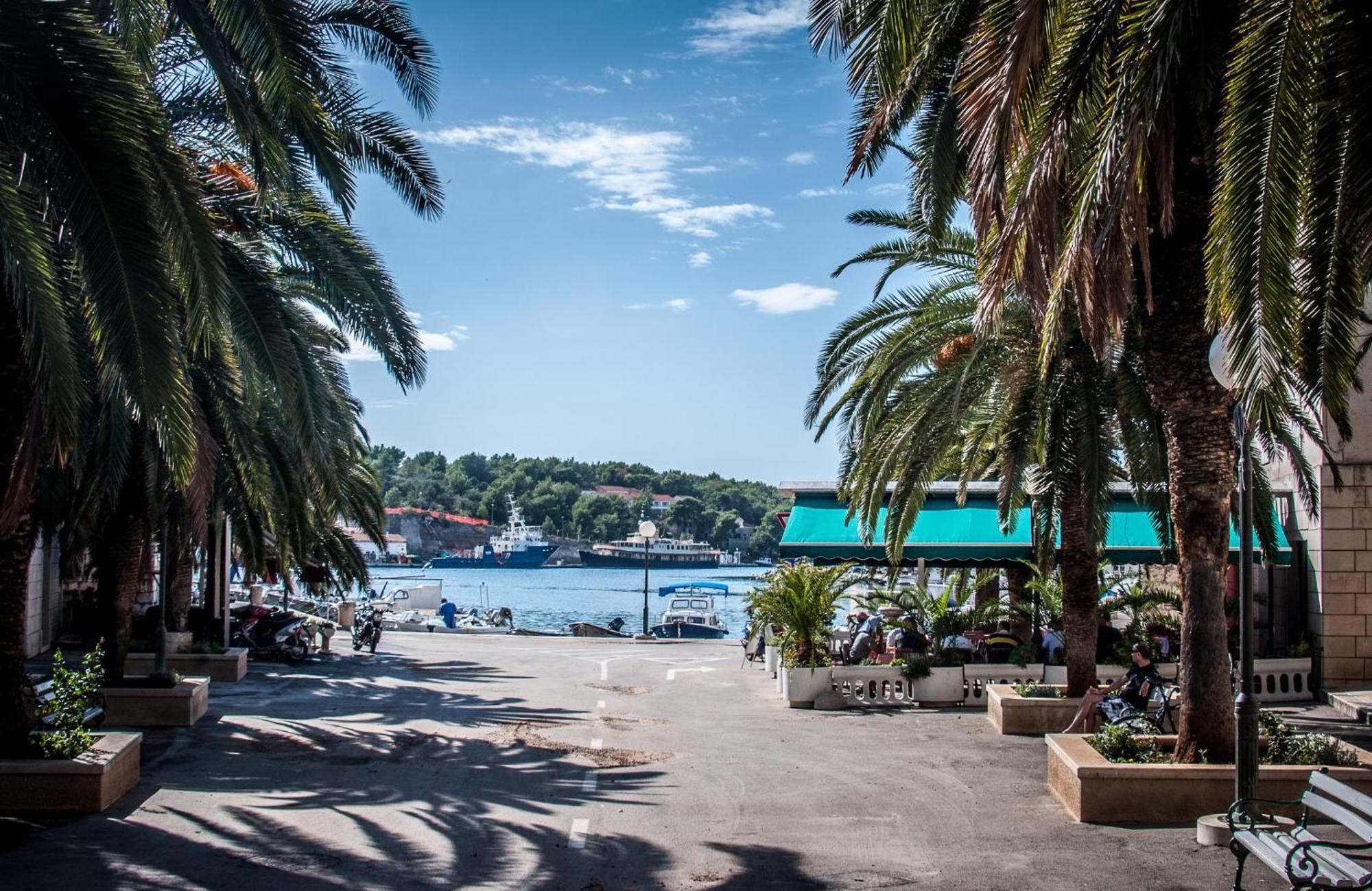 Riva Apartments Villa Thalia - Milna, Brac Milna  Dış mekan fotoğraf