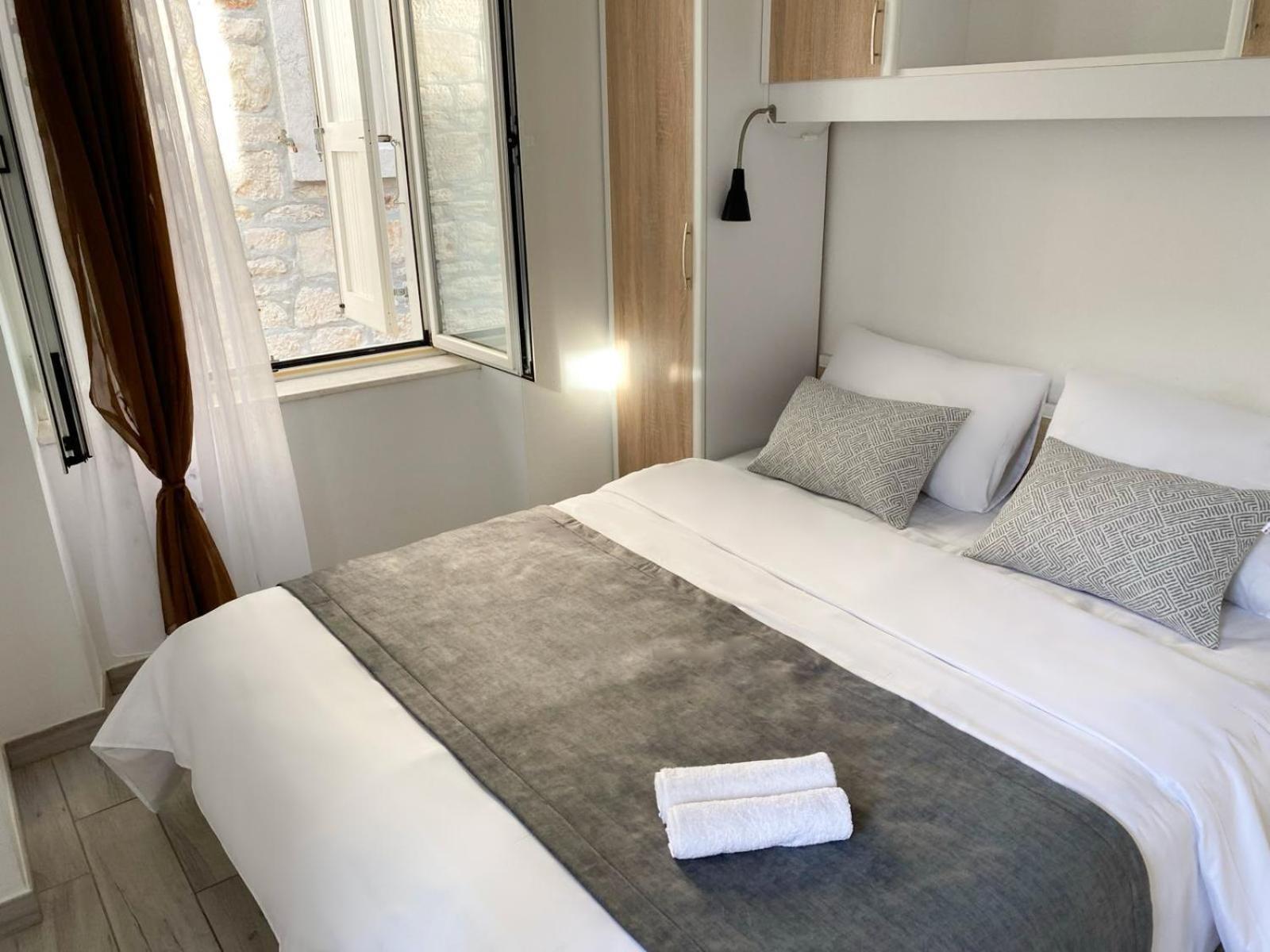 Riva Apartments Villa Thalia - Milna, Brac Milna  Dış mekan fotoğraf
